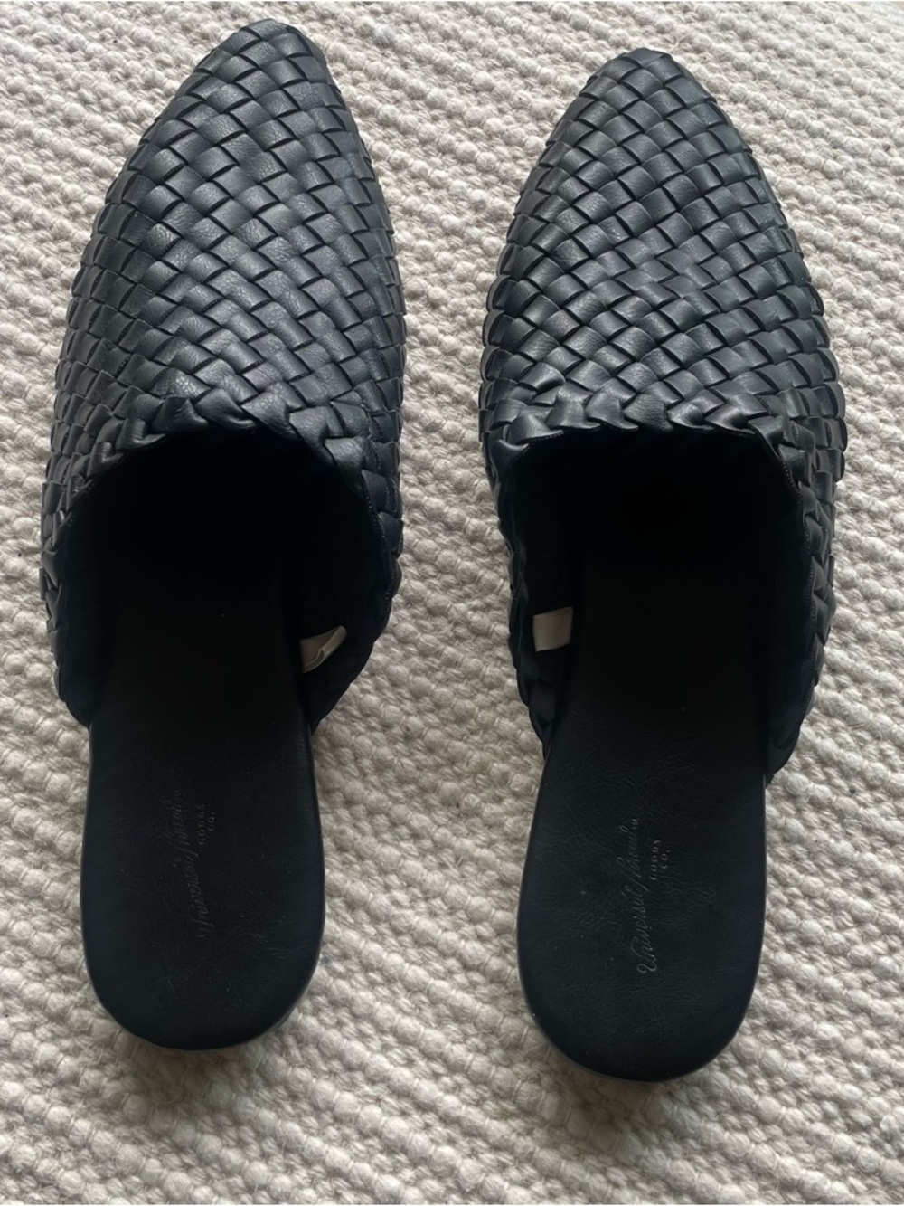 Universal Thread Black Woven Pointed-Toe Slip-On Mules